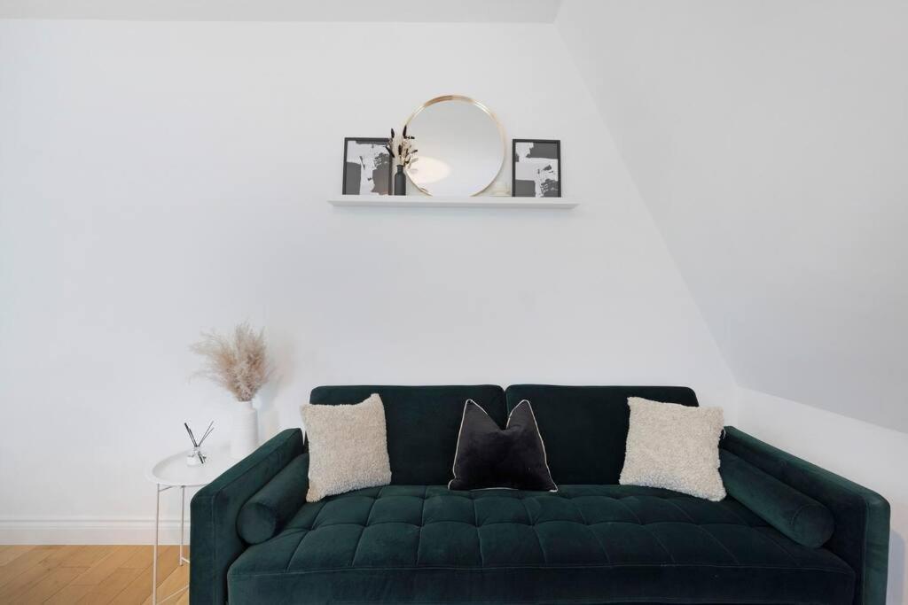 Roomy One Bed Loft Apartment Bishop's Stortford Kültér fotó