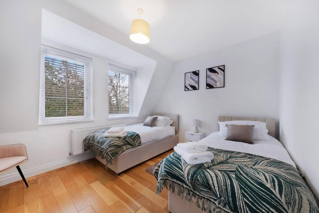 Roomy One Bed Loft Apartment Bishop's Stortford Kültér fotó